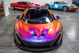 Siêu xe triệu đô McLaren P1 “tắc kè hoa” kịch độc 